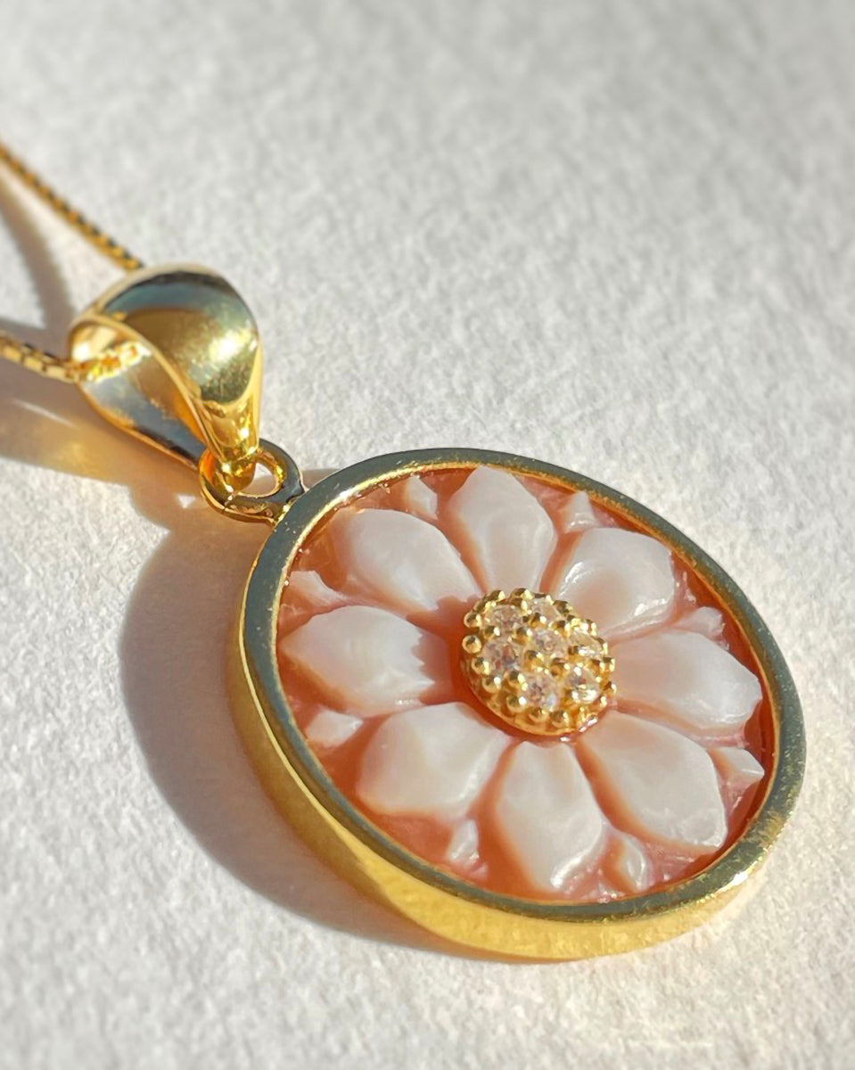 SUNFLOWER NECKLACE - GOLD