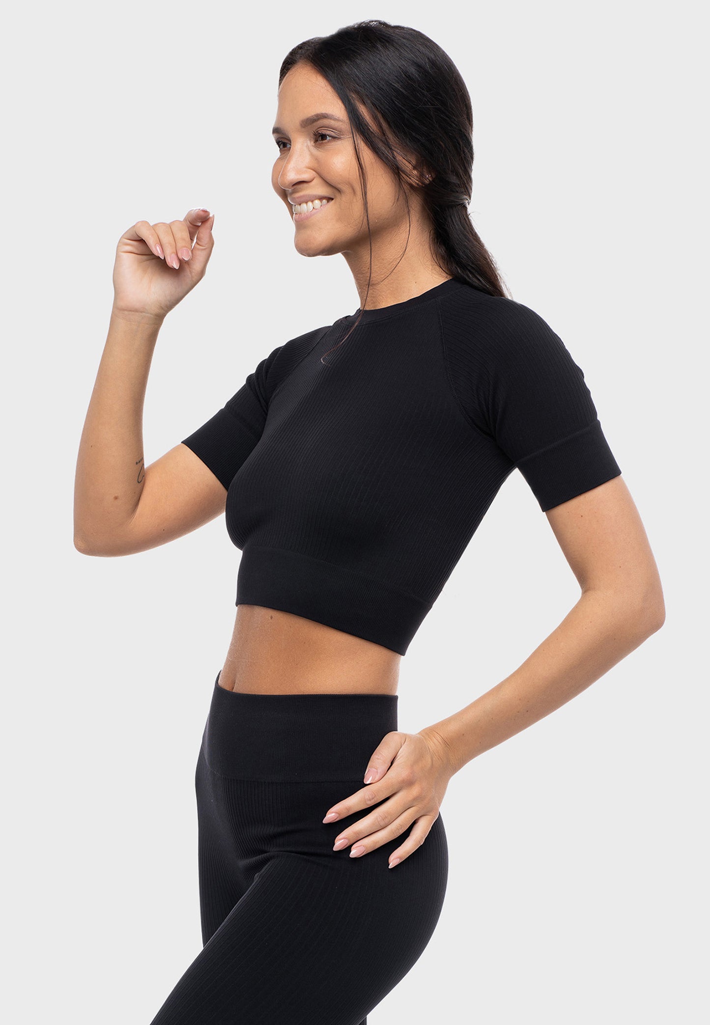 NORA INFINITY CROPPED T-SHIRT